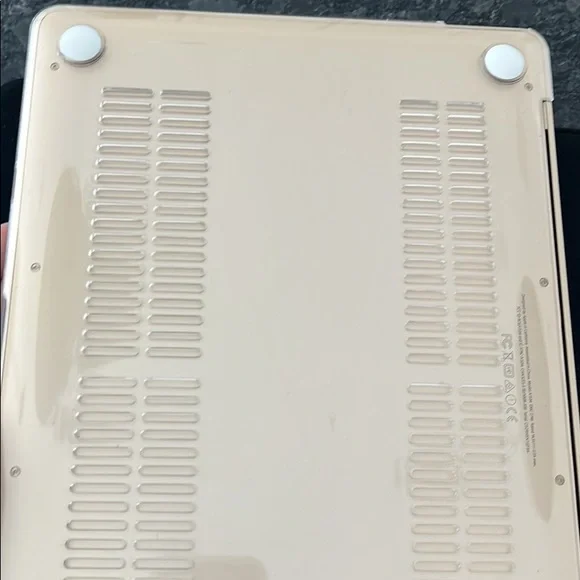 MacBook 12-Inch Laptop Computer - Picture 1 of 3